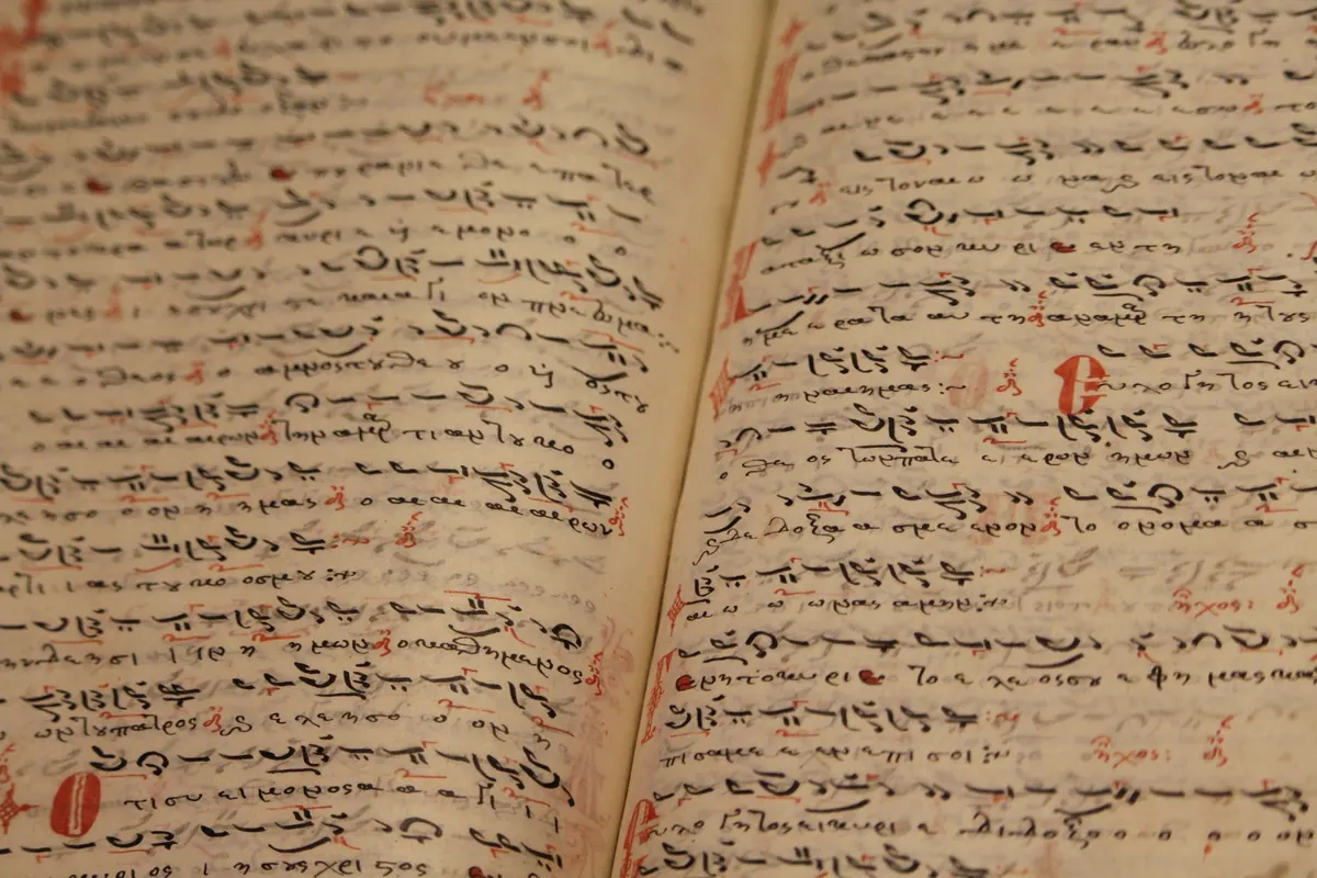 How to Write a Compelling Opening Chapter: A Step-by-Step Guide for Novelists